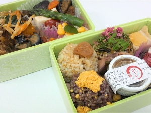 box lunch of season